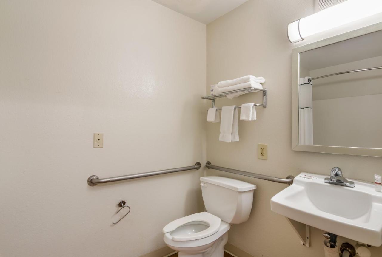 Hometowne Studios By Red Roof Denver - Airport/Aurora Extérieur photo
